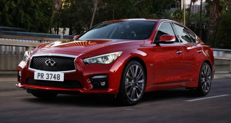 Инфинити q50 красная
