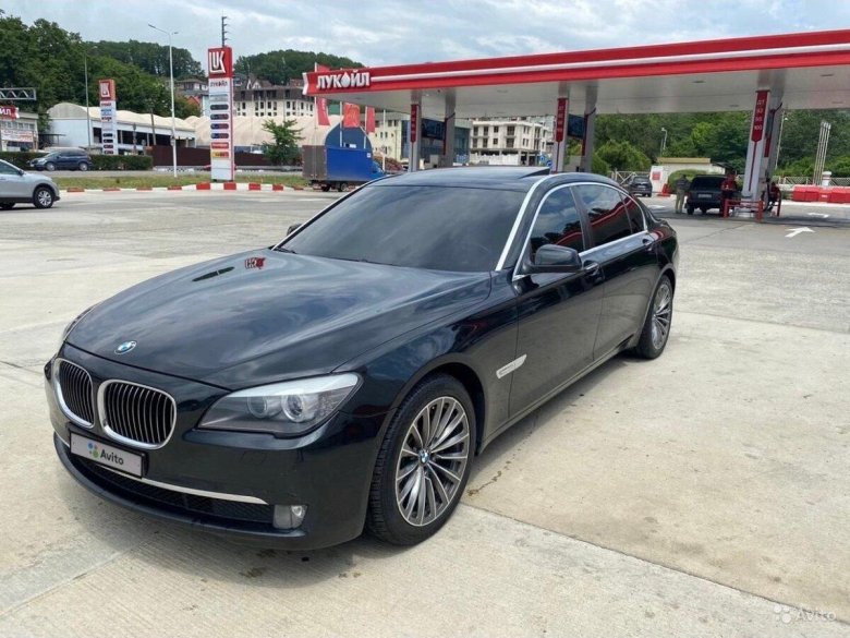 Бмв 740i 2008