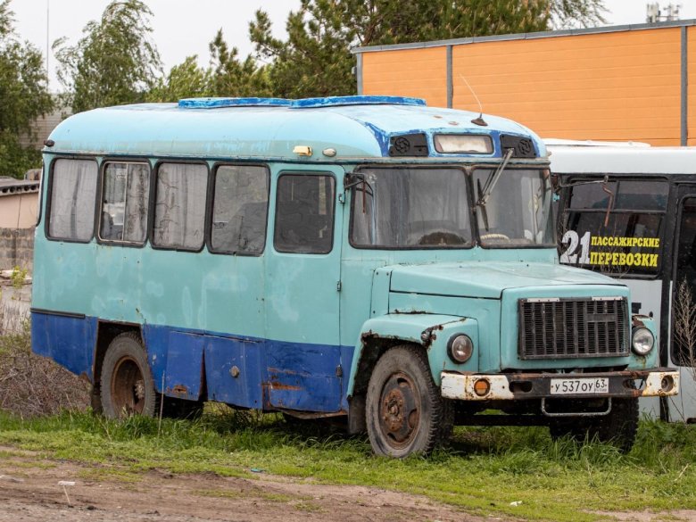Старый автобус газ