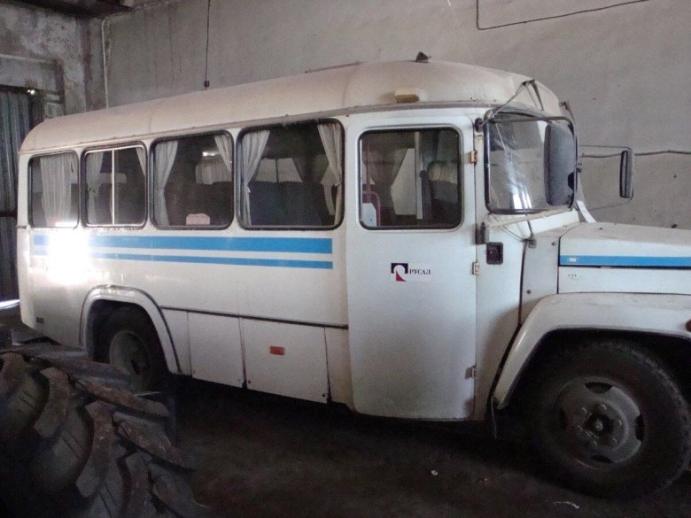 Автобус кавз