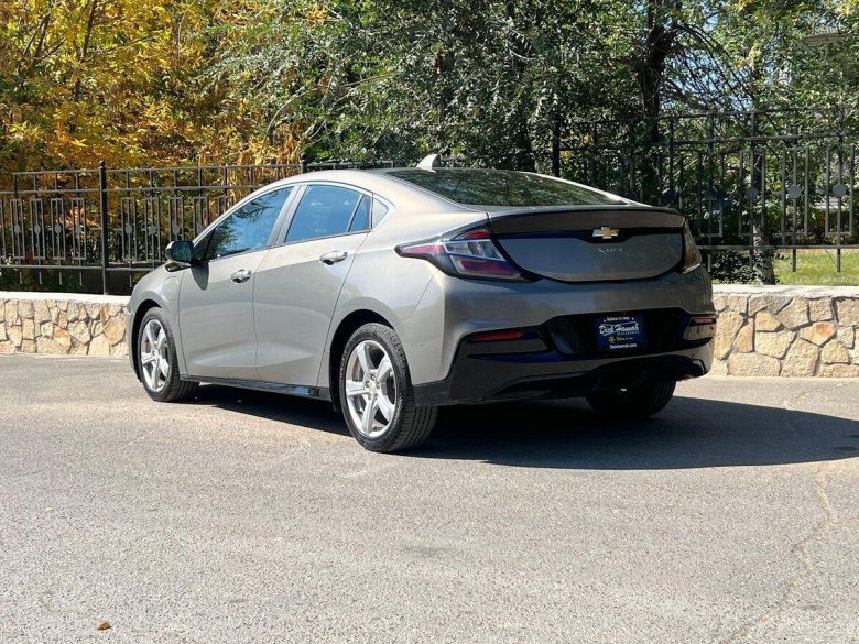 Chevrolet volt 2021