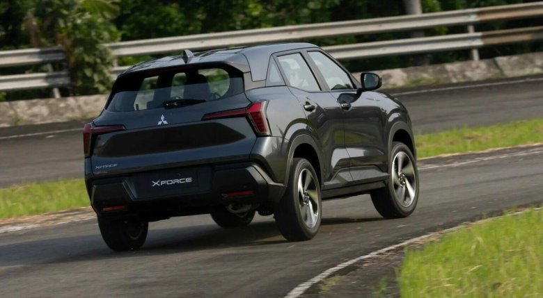 Мицубиси кроссовер