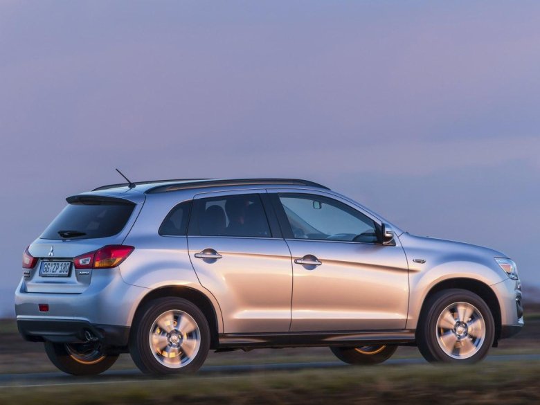 Митсубиси АСХ 2012