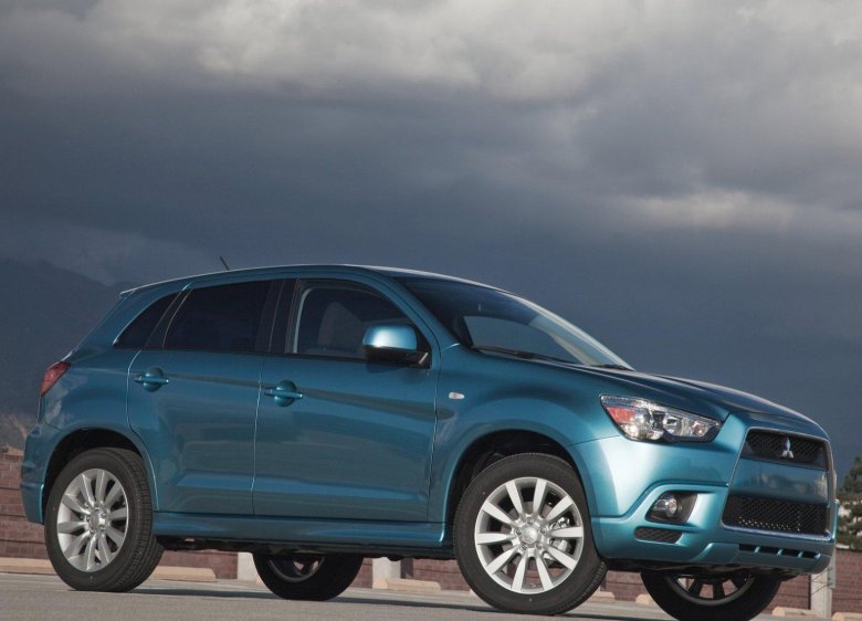 Мицубиси Аутлендер спорт