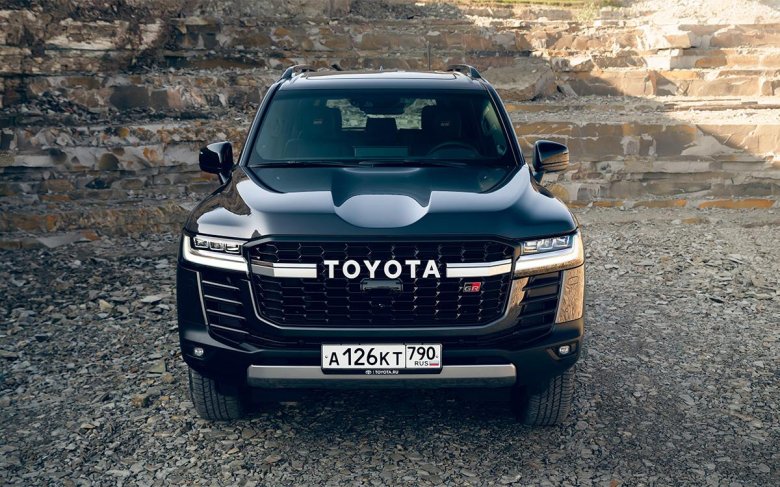 Toyota Land Cruiser 300 2023