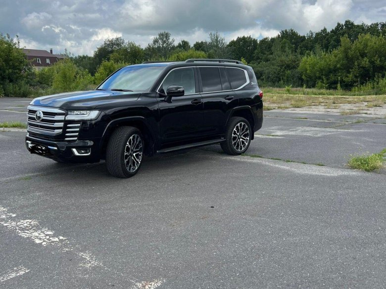 Land Cruiser 300 2022