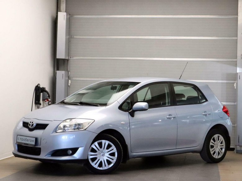 Тойота аурис 2008г