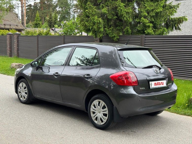 Toyota auris 2005
