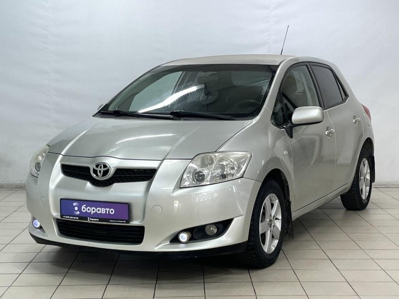 Тойота аурис 2008