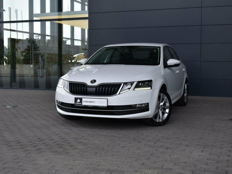 Шкода Октавия 2018 года