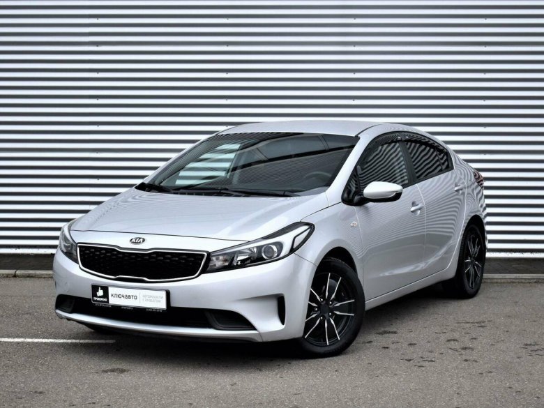 Киа серато 2017 года