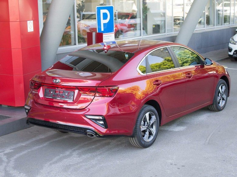 Kia Cerato 4 Red
