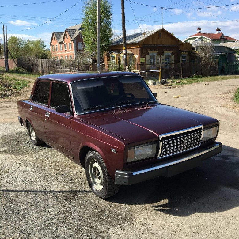 ВАЗ 2107 бордовая