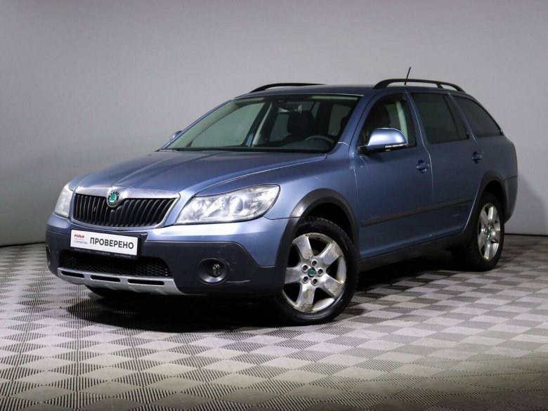 Шкода октавия серебристая универсал