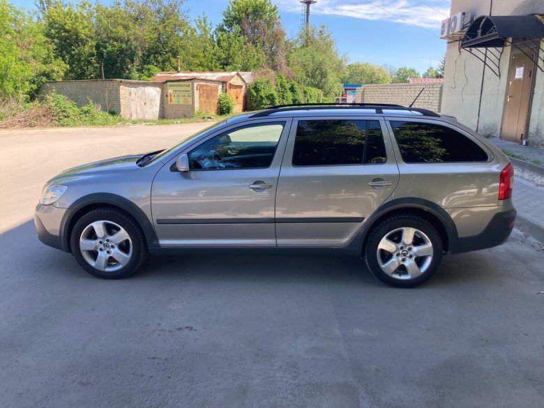 Шкода октавия скаут универсал 2.0 механика 2008