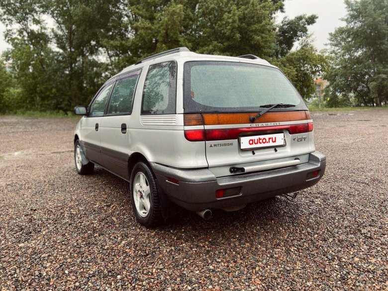 Mitsubishi space runner 1991 1999