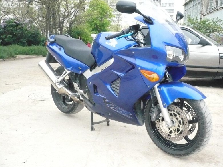 Хонда спорт турист 600