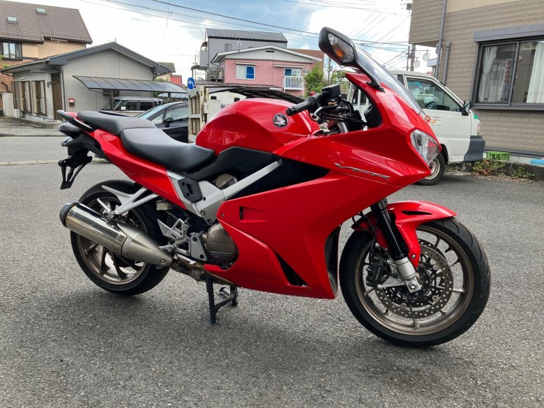 Хонда вфр 800