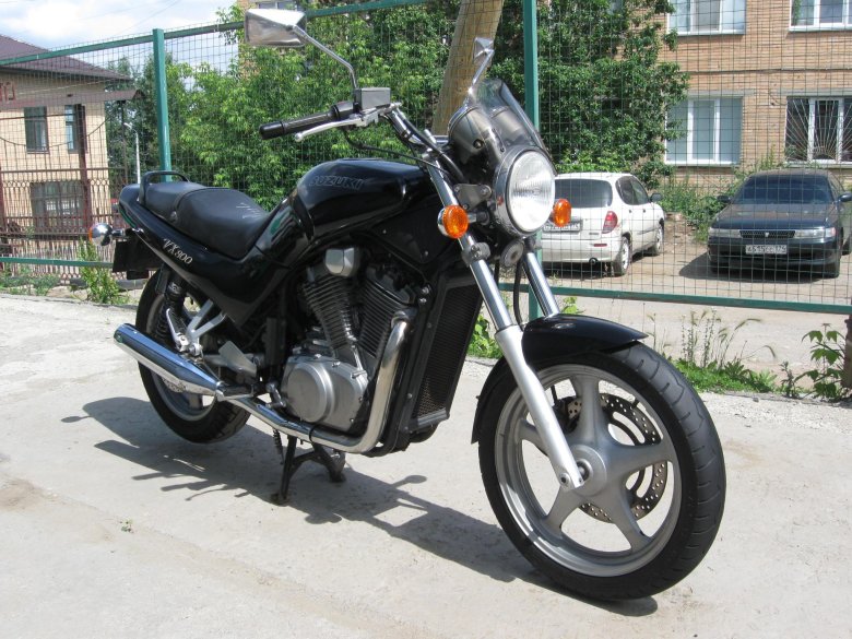 Suzuki vx800