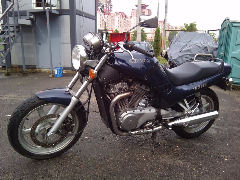 Suzuki vx800