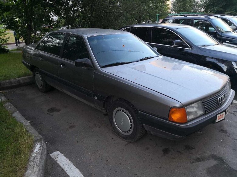Audi 100 1988