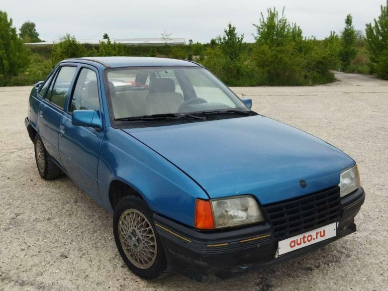Опель кадет е 1986