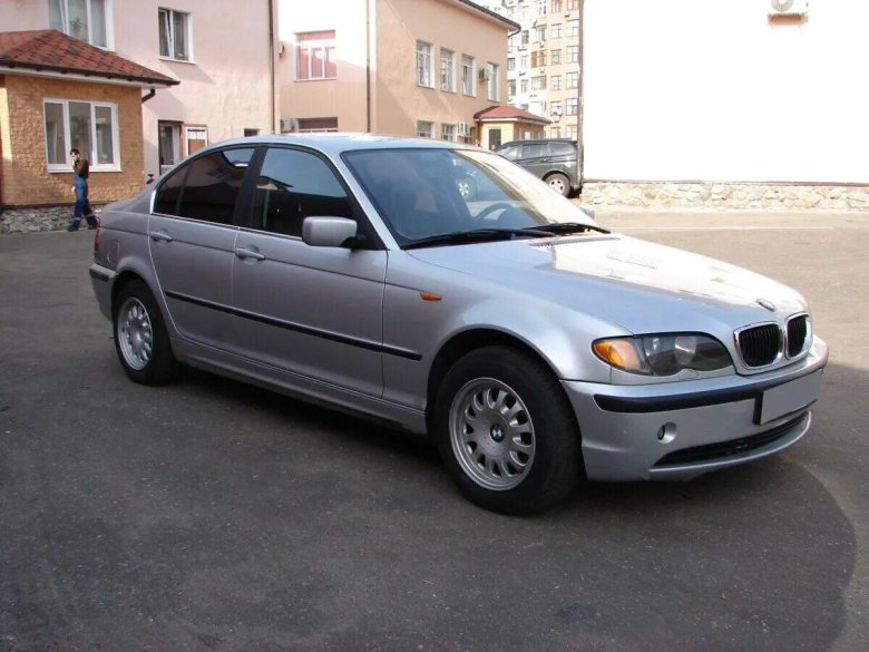 БМВ 320 I 2002
