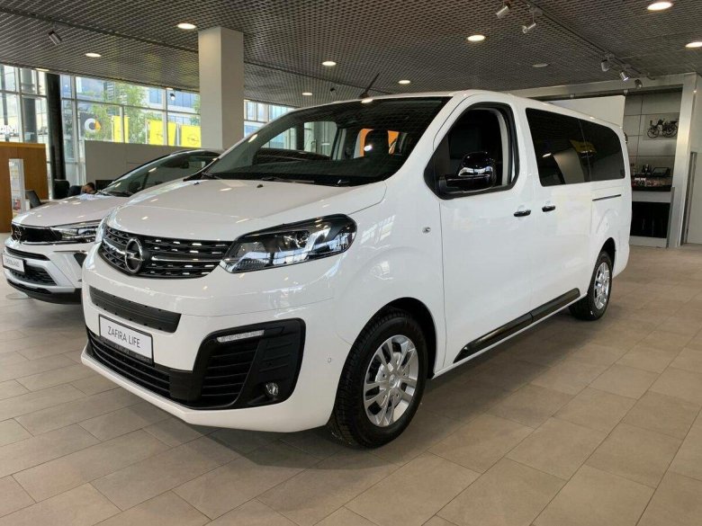 Опель Зафира 2022