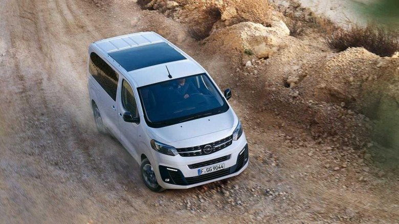 Опель Зафира 2022