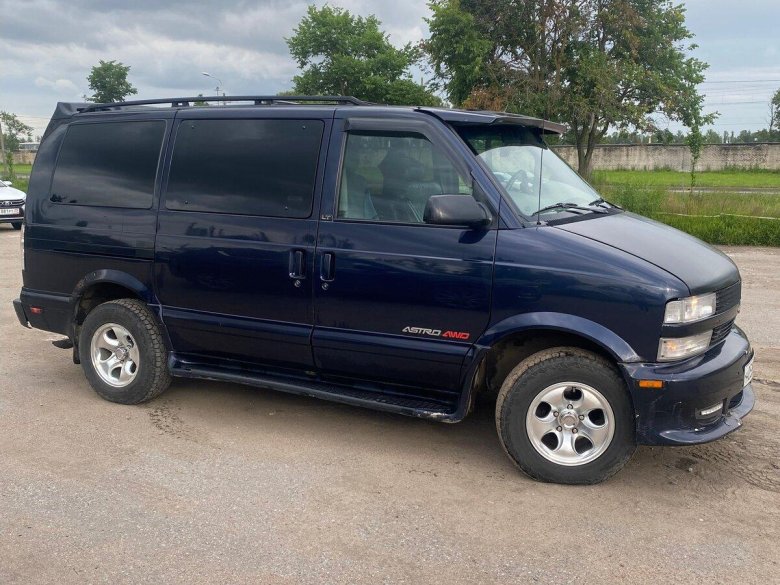 Chevrolet astro 2001