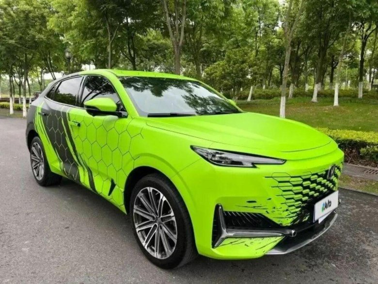 Changan Uni-k 2022 зелёный