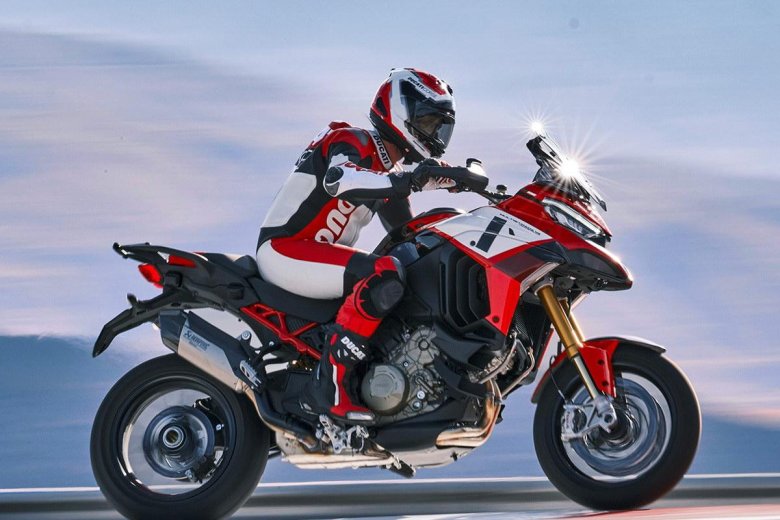 Ducati Multistrada v4