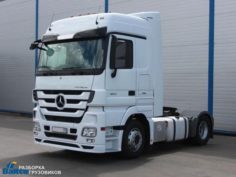 Мерседес Бенц Актрос 1841