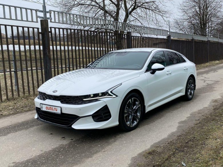 Kia k5 2021 белая