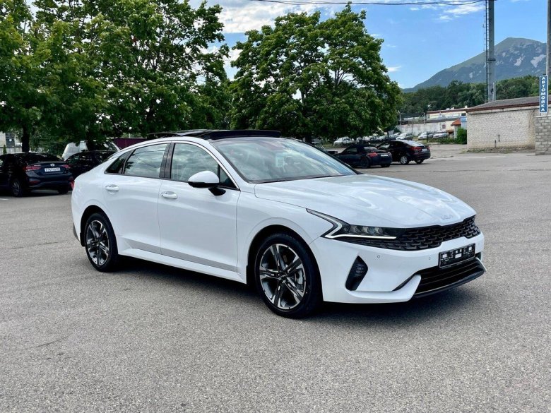 Киа к5 2022 года