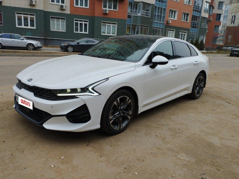 Kia k5 2021 белая