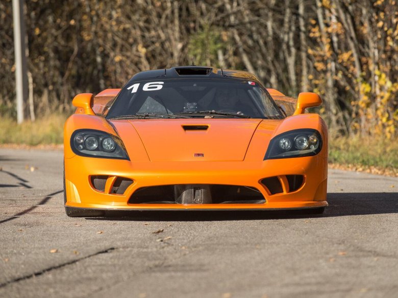 Машина Saleen s7