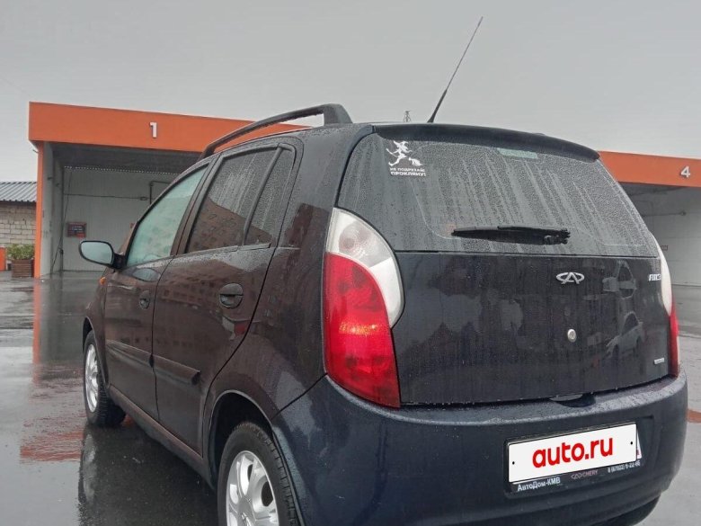Автомобиль chery