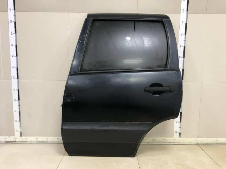Дверь задняя правая шевроле нива