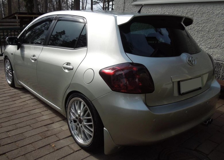 Тойота аурис 2008 спорт