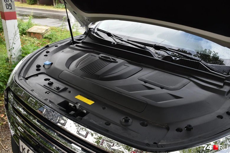 Уплотнитель капота Exeed TXL