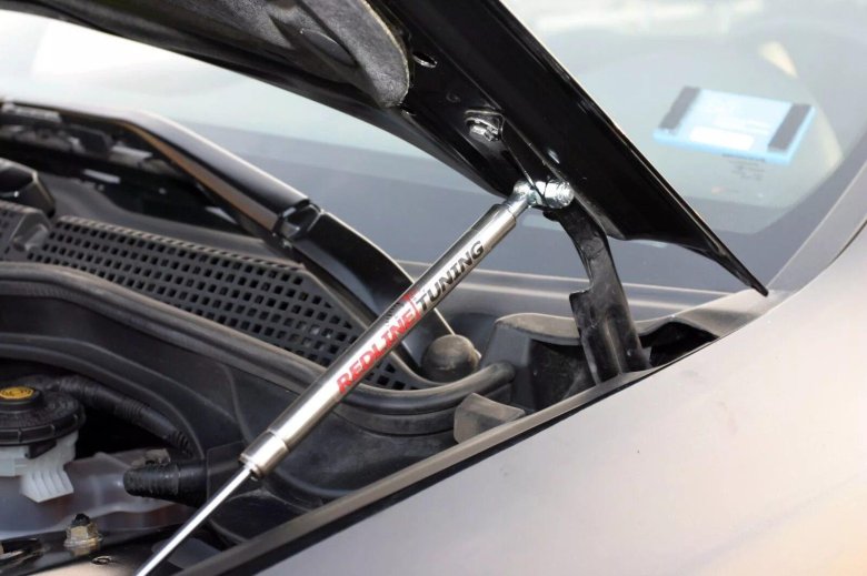 Газовые упоры капота Хонда Аккорд 10