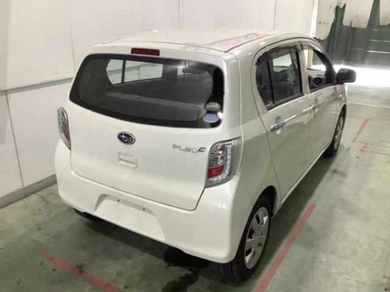 Daihatsu mira e
