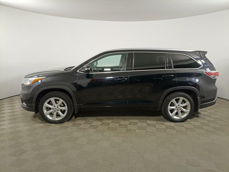 Тойота хайлендер 2014 серый