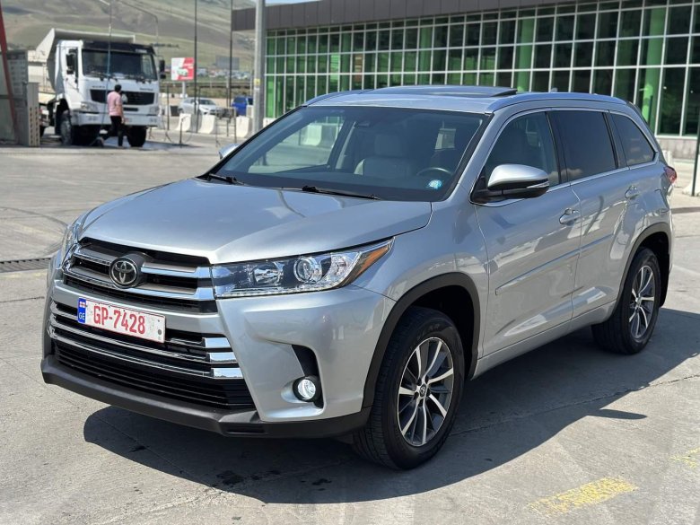 Toyota highlander 2017