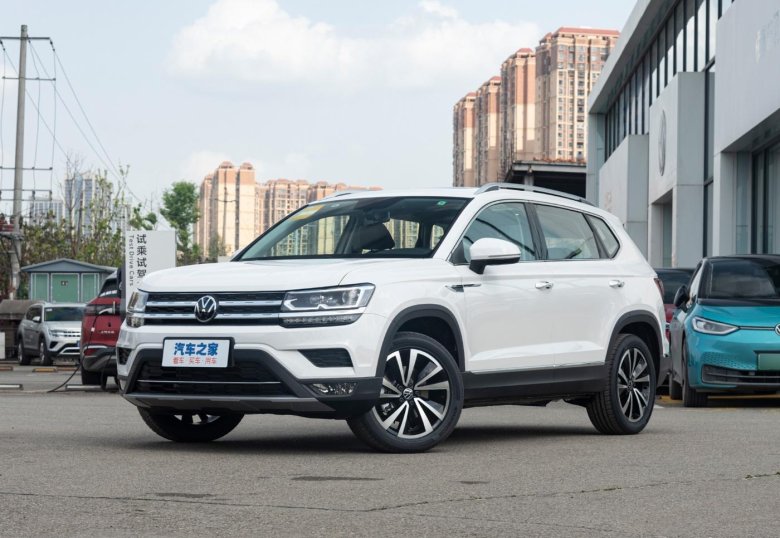 Кроссовер Volkswagen Tharu