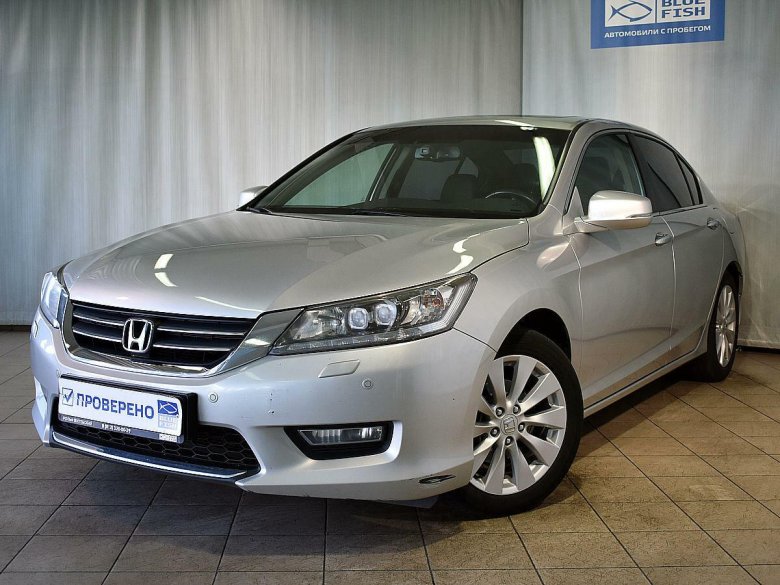Honda Accord IX 2013