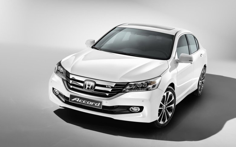 Хонда Аккорд 2015 белый