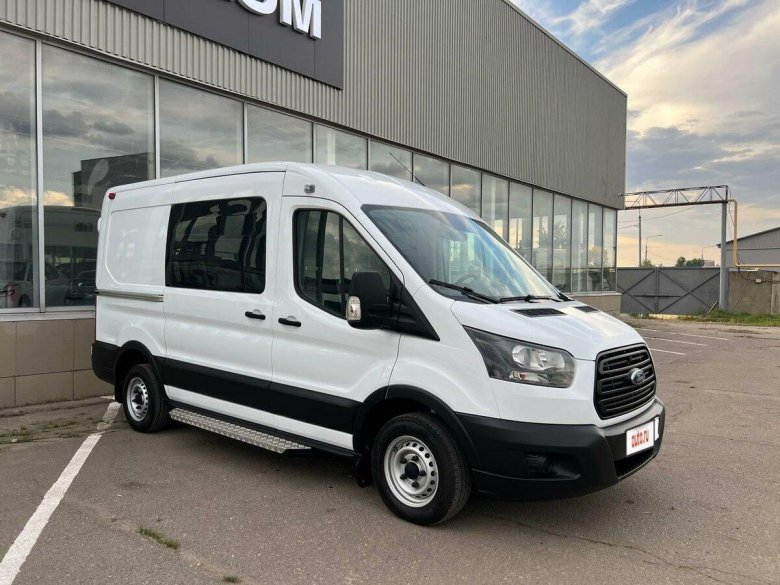 Микроавтобус Форд