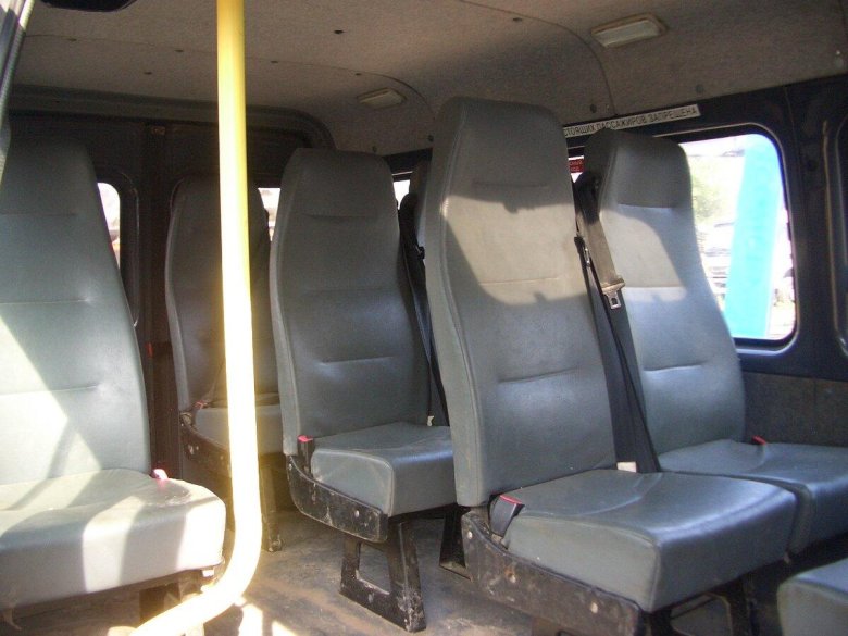 Автобус ГАЗ-32212